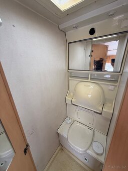 Karavan Delta 390 - 10
