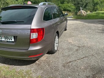 Škoda Superb - 10