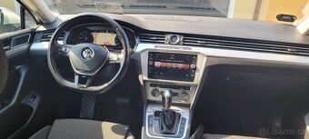 VW Passat 2,0TDi DSG 140tkm VIRTUAL KESSY KAMERA HEAD-UP ACC - 10