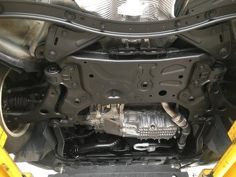 FORD GRAND C-MAX II 2.0TDCi 103kW TOP STAV 149t.km - DPH - 10