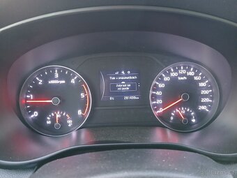 Kia Sportage IV 1.7 CRDi 2WD - 10