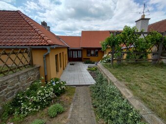 PROSTORY K PODNIKÁNÍ I BYDLENÍ V PAVLICÍCH (OKR. ZNOJMO) - 10