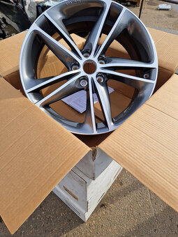 Alu disky - Nissan 5 x 114,3 - 19" - 10
