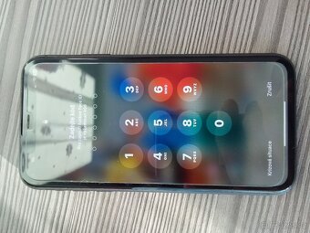 Prodám Apple 11 black 64 GB-pěkný stav - 10