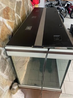Akvárium cca 400l - 10