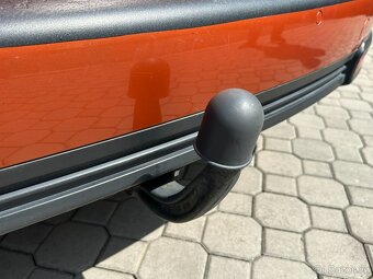 VW TOURAN CROSS 1,9TDi 77kw rok 2007 - 10
