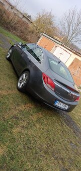 Prodám Opel Insignia sedan - 10