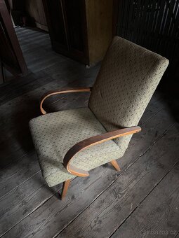 Starožitný nábytek - 10