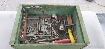 Stolní soustruh - 10