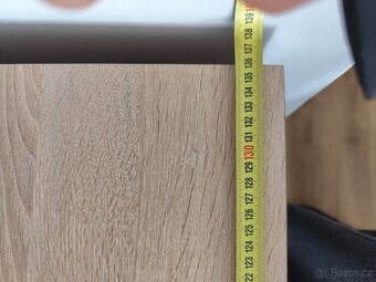 Pracovní stůl - 10