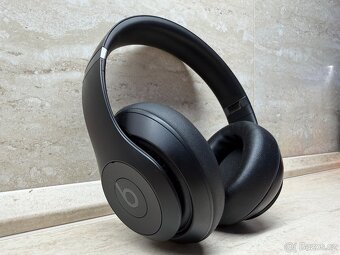 Beats Studio Pro Black - 10