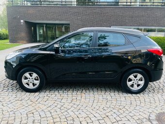 Hyundai ix35 2.0i BENZIN AUTOMAT VYHŘEV SERVISKA - 10