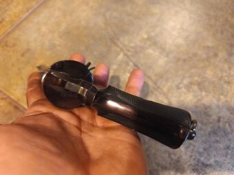 Revolver LEFAUCHEUX - 10