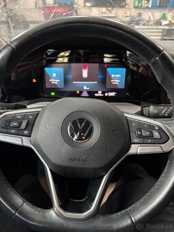 VW Golf 8 combi havarovaný / Odpočet DPH - 10