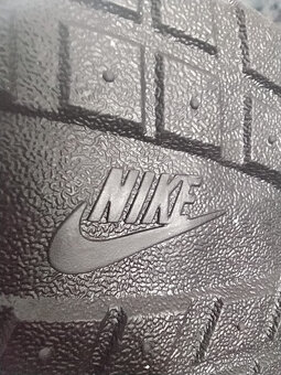 Tenisky Nike Air Max Invigor, velikost 39 - 10