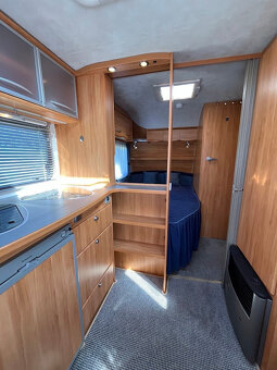Karavan Adria Adora 462 PU, PŘEDSTAN, MOVER, SUPER STAV - 10