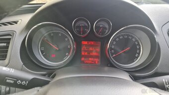Opel insignia 2.0 cdti 118kw 2012 - 10