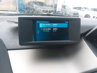 BMW i3 120Ah Jen 23 tis km Odpočet - 10