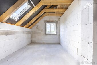 Prodej rodinného domu 5+k,  714 m2, Chlístov - 10