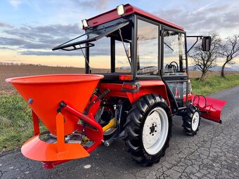 Malotraktor KUBOTA GL21 vyhřívaná kabina • radlice + sypač - 10