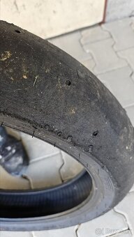 Nový slick-E Dunlop GP Racer 190/55/17 - 10