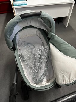 Kočárek Babydesign + autosedačka Cybex - 10