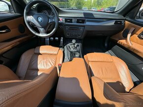 BMW 3 E93 330I - 10
