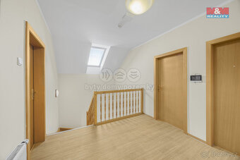 Prodej rodinného domu, 250 m², Jesenice, ul. Zdiměřická - 10