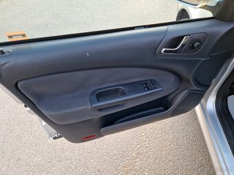 Octavia I combi 1,6 MPI 75 KW , TOP STAV bez koroze - 10