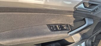 Volkswagen Touran 1,6 TDI DSG - 10