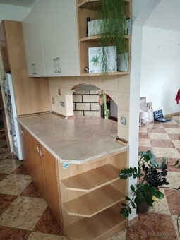 Prodam linku včetně sporáku, myčky, lednice - 10