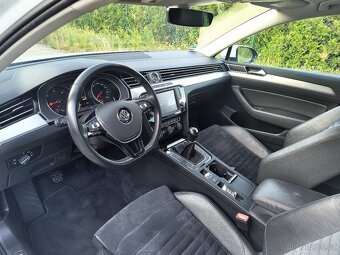 Vw Passat B8 Highline 2.0TDi /150Ps/Cam/Full Led/Masáž/2016 - 10