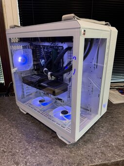 Herný počítač Ryzen 5 7500F / 32GB RAM / RTX 4060 / 512G SSD - 10