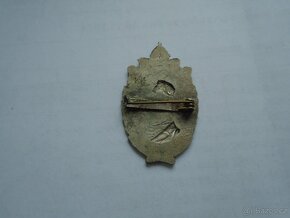 RAKOUSKO UHERSKÉ VYZNAMENÁNÍ A ODZNAKY - 10