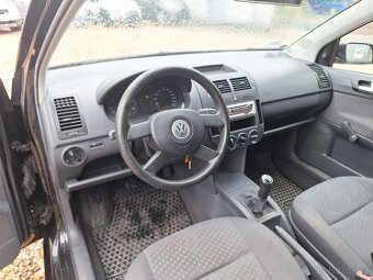 Volkswagen Polo 1.2i 12V 47KW S.Kniha - 10