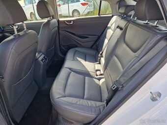 Hyundai IONIQ 1.6 HEV first edition rok 2017 1.majitel - 10