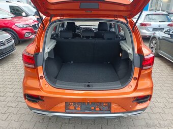 MG ZS 1.5 85kW 65tkm Full LED světlomety DAB ACC Climatic - 10
