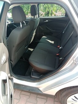 Ford Focus III 1.6 benzín ,atm 77kw - 10