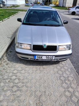 Škoda Octavia SLX 1,8 20V 92kW - 10