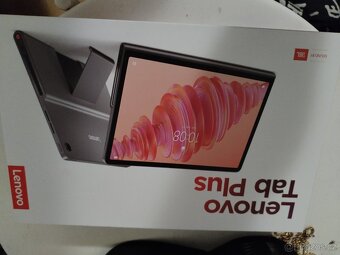 Dotykový tablet Lenovo Tab Plus 8 GB / 128 GB (ZADX0049CZ) š - 10