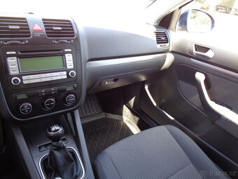 VOLKSWAGEN GOLF VARIANT 1.9 TDi 77kW,KOUPENO ČR,1.MAJITEL - 10