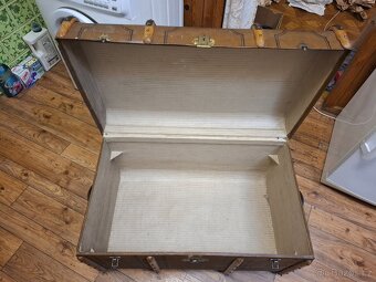 Starožitný lodní kufr - 10