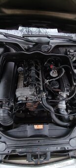 Mercedes-Benz W211 E220cdi - 10