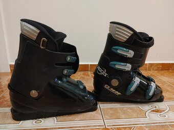 Velmi málo ježděné carvingové lyže Blizzard (jen pár jízd) - 10