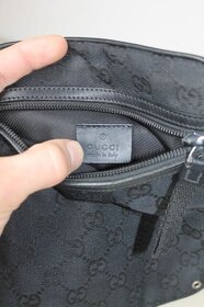 Gucci taška přes rameno v bezchybném stavu - 10