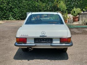 Mercedes Benz W-114 250 C coupé - 10