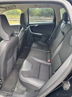 Volvo XC60 D5 AWD 2,4 151kW - 10