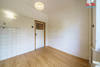 Prodej bytu 2+1, 56 m², Karlovy Vary, ul. Vítězná - 10