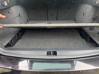 Škoda Octavia 2,0Tdi 110kw DSG Xenony pěkná výbava - 10