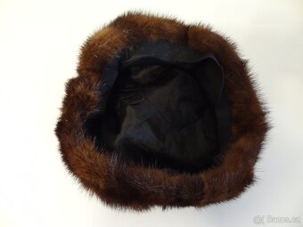 NOREK. Starší kožešina. Čepice - 10